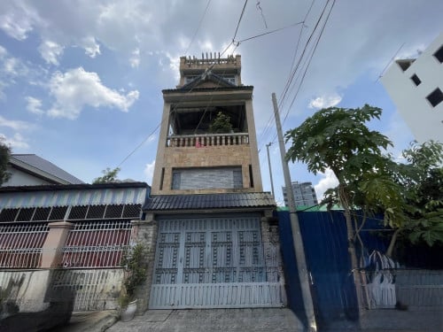 ផ្ទះលក់ផ្សារដើមថ្កូវ   -S172