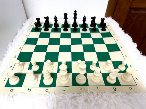 Tournament Chess set - Brand new