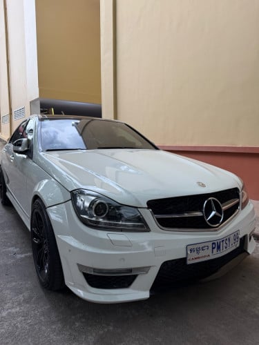 ឡានលក់ ស្អាតខ្លាំង