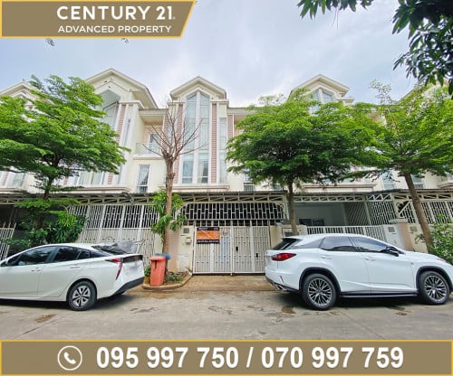 🏘 វីឡាកូនកាត់ (LB) ក្នុងបុរី ជីបម៉ុងសែនសុខ ជិតផ្សារទំនើបអុីអន2 ត្រូវការលក់បន្ទាន់ខ្លាំង
