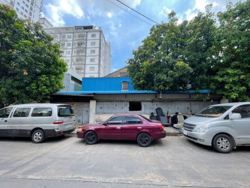 ផ្ទះសម្រាប់ជួលរកសុី