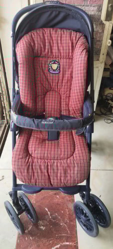 រទេះក្មេងមួយទឹកជប៉ុនបងប្អូនដែលចាប់អារម្មណ៍សូមឆាតមកលេខតេឡេក្រាម010983787