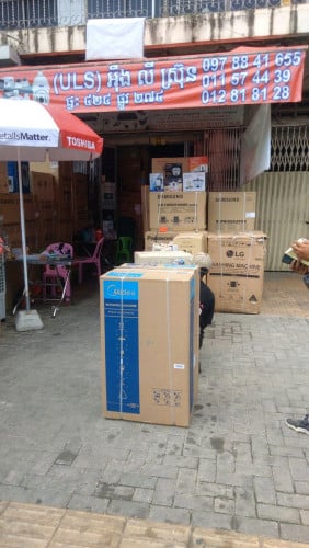 មានលក់ម៉ាស៊ីនបោកគក់ Midea 12 kg Midea ថែមជើង