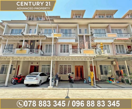 🏘 វីឡាកូនកាត់ (LA) ក្នុងបុរី ប៉េងហួតបឹងស្នោ ត្រូវការលក់បន្ទាន់ខ្លាំង