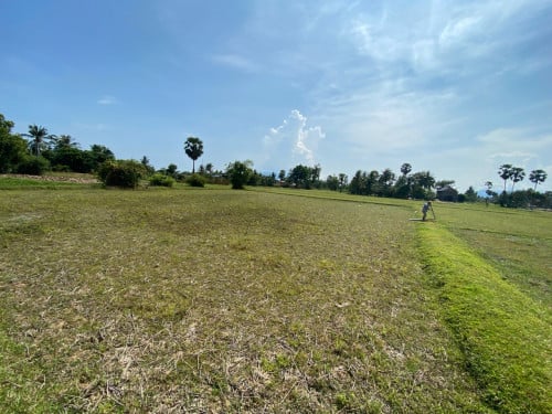 649m2 ដីលក់ម្ងាស់ផ្ទាល់ - ៣នាទីពី ABA Kep Branch