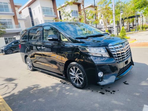 ALPHARD កំពូល Option Royal Lounge