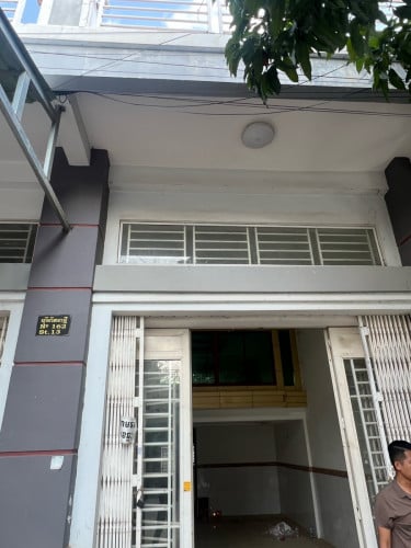 ផ្ទះលក់ នៅកំបូល