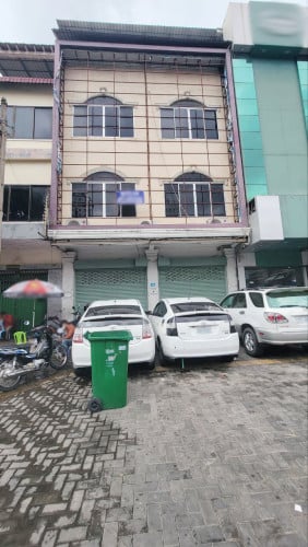 ផ្ទះ 2ល្វែងសម្រាប់ជួលលើផ្លូវធំក្នុងសង្កាត់បឹងព្រលឹត | 2Flats for Rent in Sangkat Boeung Prolit