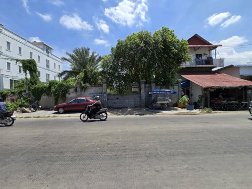 ដីអាជីវកម្ម ជួល ផ្លូវ72P ភ្នំពេញថ្មី សែនសុខ