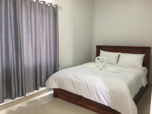 ផ្ទះលក់ខាត ប្រភេទ shop house ថោកជាងបុរី ៣មុឺនម្ចាស់ប្រញាប់លុយ ចរចារបាន