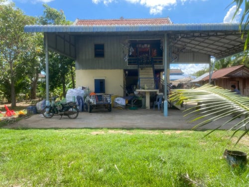 ๐ฆHouse Available for Urgent Sale at a Special Price (Negotiable).