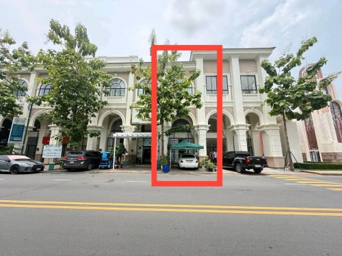 ផ្ទះលក់នៅ បុរីប៉េងហួតបឹងស្នោរ