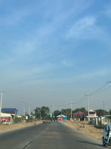 ដីលក់លេីផ្លូវ30ម៉ែត្រ សង្កាត់ឳឡោក