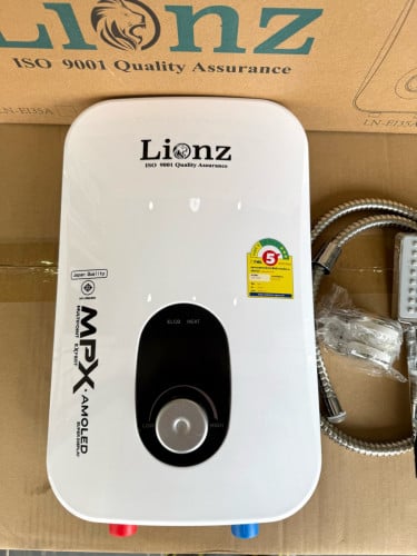 ម៉ាសុីនទឹកក្តៅត្រជាក់ថ្មី ម៉ាក Lionz តម្លៃធូរ ធានា១ឆ្នាំ