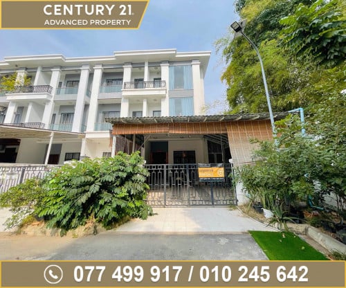 🏘 វីឡាកូនកាត់ (LB) ក្នុង​បុរី Villa Town  ត្រូវការលក់បន្ទាន់