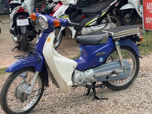 880$ Supercub 110cc ឆ្នាំ20211 ជប៉ុន