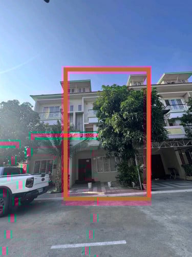 ផ្ទះលក់ នៅបុរីប៉េងហួតបឹងស្នោរ