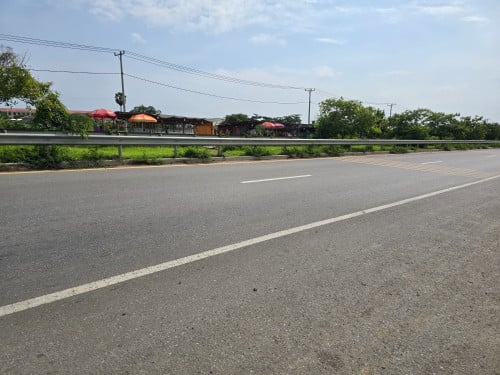 ដីលក់នៅជាប់ផ្លូវជាតិ5 ខេត្តបាត់ដំបង15×55មែត្រ