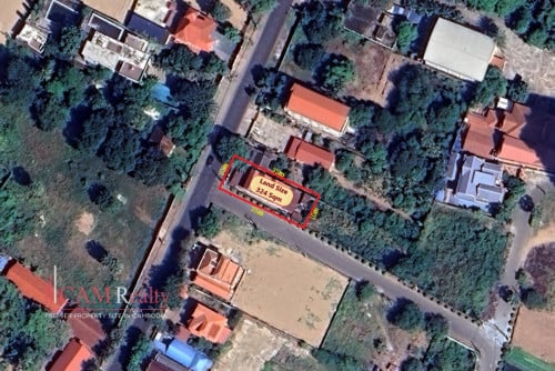 ដីកែងសម្រាប់លក់នៅក្នុងសង្កាត់ជ្រោយចង្វា - Corner Land For Sale In Sangkat Chroy Changvar