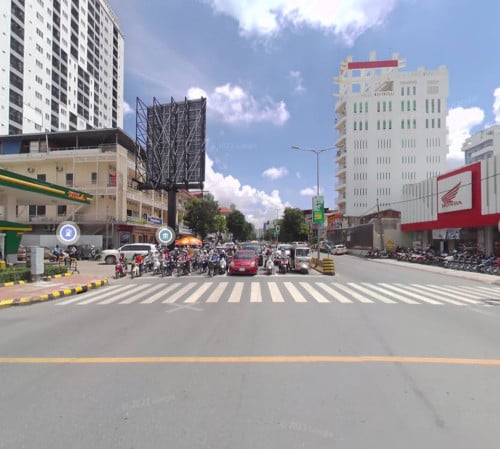 ដីកែងលក់លើមហាវិថី ម៉ៅ សេទុង - Corner Land For Sale On Mao TseTung Blvd ​