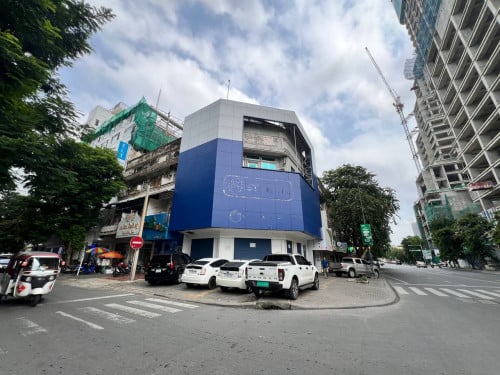 Building For Rent- Daun Penh