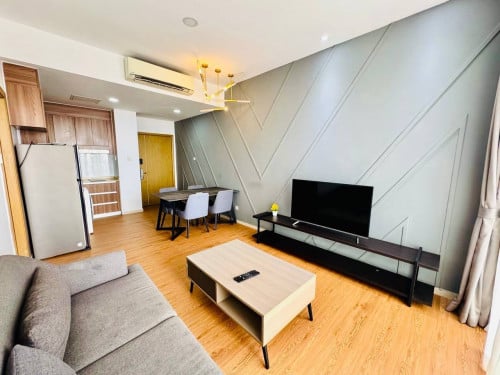 Lucky One bedroom for rent at Skyline