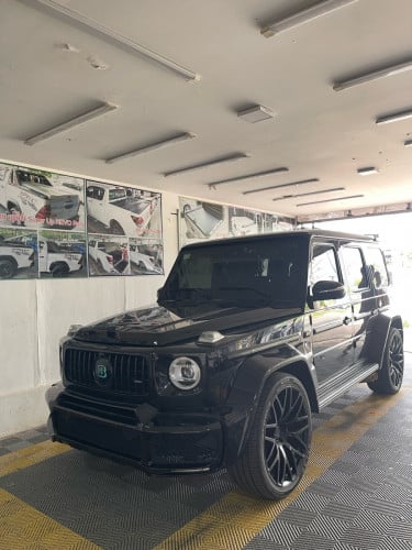 Mercedes-Benz G63 up Brabus G800