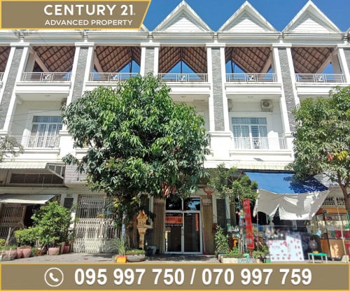 🏘 ផ្ទះល្វែង ក្នុងបុរី វ៉ារីណាឈូកមាស ជិតផ្សាឈូកមាស ត្រូវការលក់បន្ទាន់ខ្លាំង