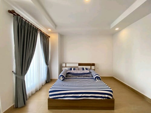 1bedroom for rent in BKK3 Near IOS Tower