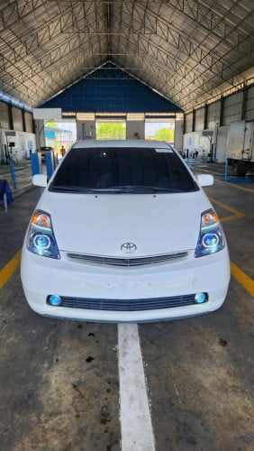 Prius ជួល ខែ