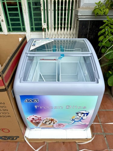 ទូការ៉េម LSK Model SV-178 ខ្នាតតូច ថ្មីកេស ធានា២ឆ្នាំចង់សារេកកសុតក៏បាន ឬ ត្រជាក់សុតក៏បាន