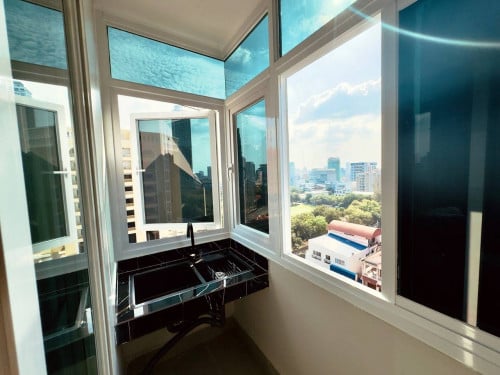 One Bedroom Unit In BKK1 AREA, 30m from Nearest Thai Huot Market