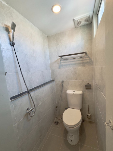 Studio Unit for Rent in BKK1 AREA, 30m from Nearest Thai Huot Market