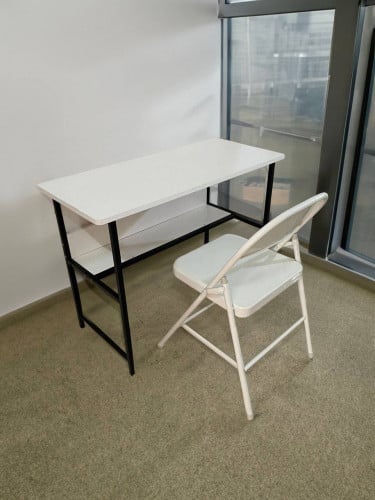 ឈុតតុថ្មី