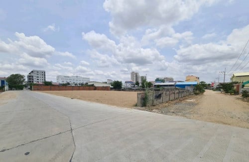 ដីកែងលក់តម្លៃចចារបាននៅ  ភ្នំពេញថ្មី