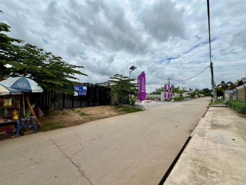 ដីជួលនៅច្បារអំពៅ (10m x 39m) ចរចារបាន