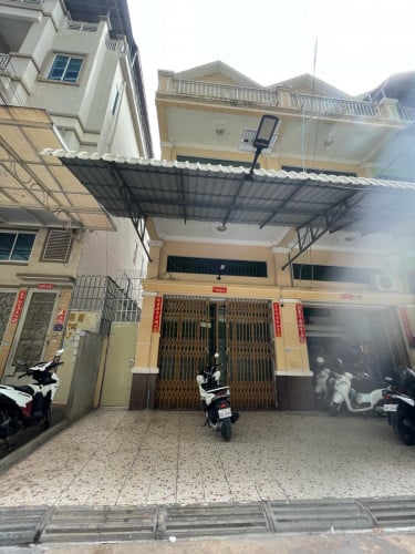 ផ្ទះលក់ ក្បែរខណ្ឌ 7មករា