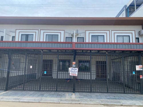 ផ្ទះថ្មីសំរាប់ជួល C197 (បំពាក់គ្រឿងសង្ហារឹមពេញ) តម្លៃ $750/ខែ បង់1 កក់1