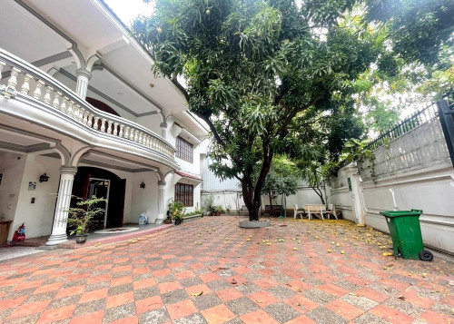Villa available for rent in BKK1