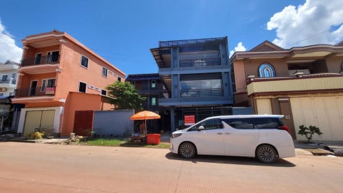 ផ្ទះលក់ មាន 15 បន្ទប់ មានចំនូលស្រាប់ លក់