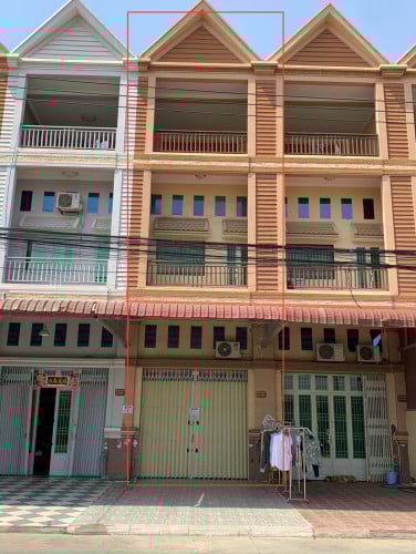 ផ្ទះល្វែងនៅផ្លូវឌួងយៀត2សំរាប់លើផ្លូវធំងាយស្រួលប្រកបអាជីវកម្ម