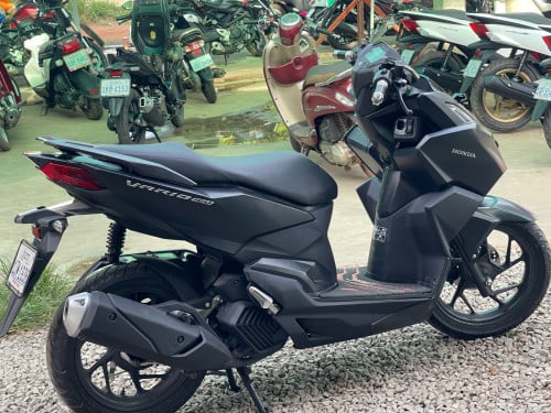 2590$ VARIO2022 160CC