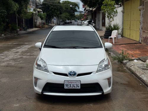 Toyota Prius Option 4 ឡានកាលី​ 012