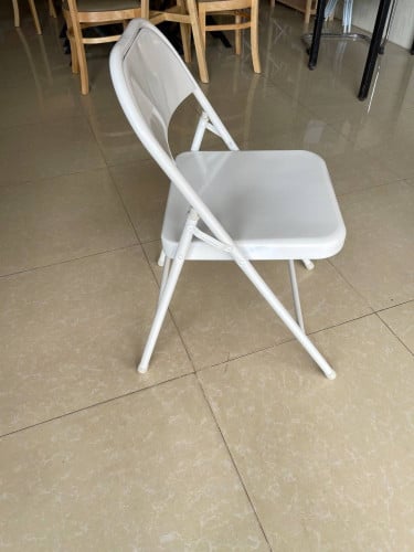 កៅអីរៀន