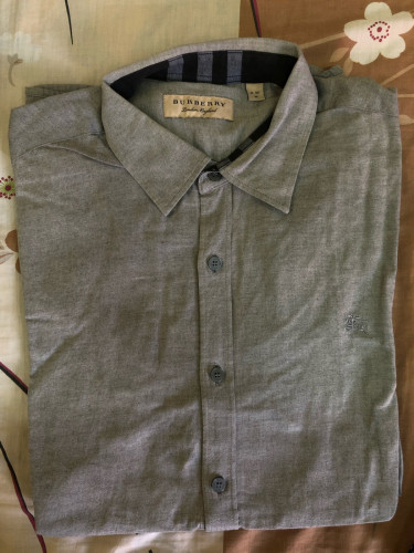 អាវបុរសហ្ស៊ីន​ម៉ាក​ Burberry