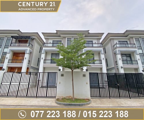 🏠 វីឡាភ្លោះ (Twin) ក្នុងបុរី រិទ្ធិ 598 (ជិតបុរី ជីបម៉ុង 598) ត្រូវការលក់បន្ទាន់ខ្លាំង