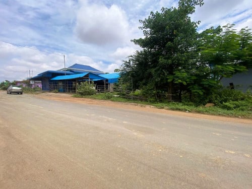 ๐ฆHouse Available for Urgent Sale at a Special Price (Negotiable).