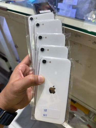 iPhone SE 2 64GB ( Look like new) 99.99%