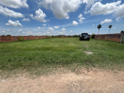 Land for rent 土地出租