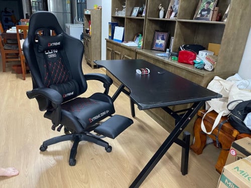 Set table and chairs office